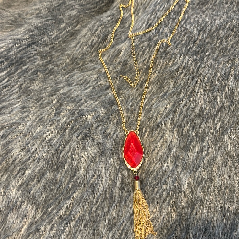 Costume‎ gold necklace with red glass